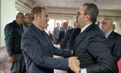 Mahir Ünal Kahramanmaraş’ta acılı ailelerle buluştu