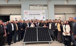 Mersin'de 96 üreticiye taşınabilir güneş enerjisi sistemi verildi