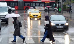 Güneşli Günler Kısa Sürdü! Türkiye’ye Yağışlı Sistem Geliyor