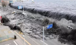 Japonya'da 7,4 büyüklüğünde deprem! Tsunami uyarısı yapıldı!