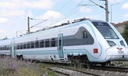 Milli Hızlı Tren Testte Rekor Kırdı! Saatte 240 Kilometre Hıza Ulaştı