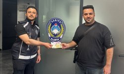 Alanya'da yolda bulunan 700 avro sahibine teslim edildi