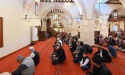 Kahramanmaraş Şehitleri İçin Tek Yürek Oldu: Ulu Camii’nde Anlamlı Buluşma