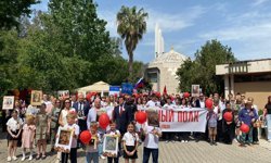 Antalya'daki Ruslar Zafer bayramlarını kutladı