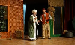 Sahne Maraş’ta “Bir Nasrettin Hoca Varmış” Oyunu Sergilendi