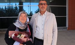 Kilis'te 53 yaşındaki ev hanımı üniversiteden mezun oldu