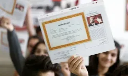 18 Milyon Öğrenci İçin Karne Heyecanı: Okullarda Yaz Tatili Yarın Başlıyor!