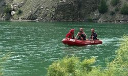 Kahramanmaraş'ta nehirde kaybolan kişiyi arama çalışmaları sürüyor