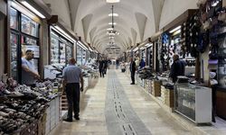 Depremde hasar gören Ayakkabıcılar Çarşısı Yeniden Esnafına Kavuştu
