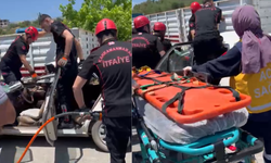 Kahramanmaraş’ta Dorseye Çarpan Otomobilde 2 Kişi Yaralandı