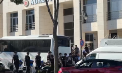 Silivri Belediyesine yönelik usulsüzlük soruşturmasında yakalanan 18 zanlı adliyede