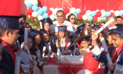Bahçeşehir Koleji’nde Mezuniyet Coşkusu!
