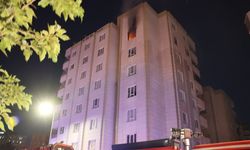 Şanlıurfa'da apartmanın 8. katında çıkan yangın söndürüldü