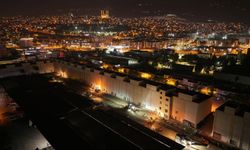 Toptancılar Sitesinde Asfalt Mesaisi Gece Gündüz Sürüyor