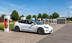 Tesla Türkiye'de Supercharger Fiyatlarına Bir Kez Daha Zam Yaptı! İşte Yeni Şarj Tarifesi