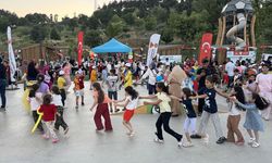 Kahramanmaraş'ta Koruyucu Aile Günü Dolayısıyla Aile Festivali Düzenlendi
