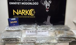 Adana'da Narkotik Ekiplerinden Kaçamadı: Tır Kabininde Kilolarca Yasaklı Madde Ele Geçirildi