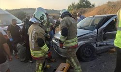 Hatay’da Feci Kaza! İki Otomobil Kafa Kafaya Çarpıştı: 6 Yaralı