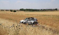 Diyarbakır'da şarampole devrilen otomobildeki 5 kişi yaralandı