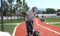 Yol Kenarında Bulduğu Altın Dolu Çantayı Teslim Etti, Bir Maaşla Ödüllendirildi