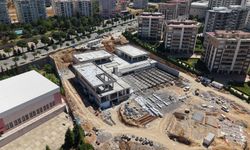 Kahramanmaraş’ın Türkiye’ye Örnek Gençlik Merkezi Hızla Yükseliyor