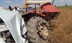 Çankırı’da Feci Kaza: Park Halindeki Traktöre Çarpan Otomobilde 3 Kişi Hayatını Kaybetti