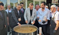 Onikişubat Belediyesi'nden aşure ikramı