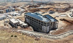 Önsen’de Yapımı Süren 1000 Yataklı Devlet Hastanesinde Çalışmalar Tüm Hızıyla Sürüyor