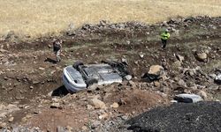Şanlıurfa'da devrilen otomobildeki 4 kişi yaralandı