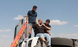 Şırnak'ta devrilen tırın sürücüsü yaralandı
