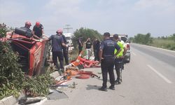 Adana'da Yangına Giden İtfaiye Aracı Devrildi! 3 Personel Yaralandı