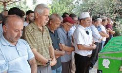Adana'da Yürek Yakan Veda: Denizde Boğulan Lise Öğrencisi Kerem Can Son Yolculuğuna Uğurlandı