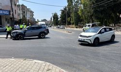 Mersin'de otomobil ile cipin çarpıştığı kazada 3 kişi yaralandı