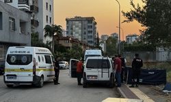 Adana'da silahlı kavgada baba ve oğul öldü, anne yaralandı