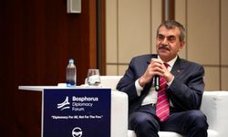 YKS ve LGS Sınav Sistemi Değişiyor mu? Bakan Tekin Yeni Müfredat Soru Havuzunu Açıkladı