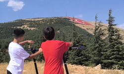 Scooterlarıyla Zirveye Çıktılar, Dev Türk Bayrağının Altında Buluştular