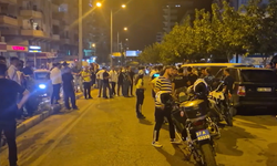 "Dur" İhtarını Dinlemedi, Park Halindeki 3 Araca Çarpıp Kaçtı!
