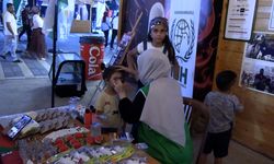 İHH standı hem yardım eli uzatıyor hem farkındalık oluşturuyor