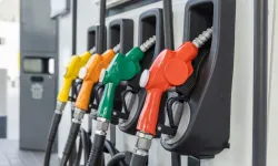 Motorin Litre Fiyatına 6 Lira 62 Kuruşluk Rekor Zam! 100 Liraya Dayandı
