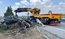 Mersin Tarsus'ta Otoyolda Feci Kaza: Refüje Çarpan Otomobilin Sürücüsü Yaşamını Yitirdi