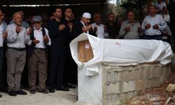 KKTC'de geminin batması sonucu hayatını kaybeden 2 kişinin cenazeleri Hatay'da defnedildi
