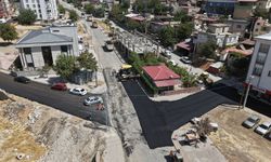 Büyükşehir, Dulkadiroğlu Ballıca’da Asfalt Mesaisini Durmaksızın Sürdürüyor
