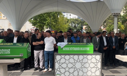 Babasının Kucağında Başına Taş Düşen 3 Yaşındaki Minik Kağan Toprağa Verildi