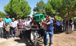 Girne'deki Gemi Faciasında Acı Veda: Şerif Özdemir Eşinin Yanında Toprağa Verildi