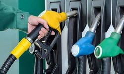 Motorinde İndirim Sevinci Kısa Sürdü: Gece Yarısı 2,60 TL Zam Geldi!