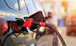 Motorine Tarihi Zam: Litre Fiyatı 100 TL Sınırını Aşıyor! İşte Güncel Akaryakıt Fiyatları