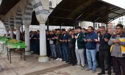 MHP Milletvekili Zuhal Karakoç'un Yaralandığı Kazada Hayatını Kaybeden 16 Yaşındaki Genç Toprağa Verildi