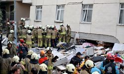 İstanbul'da Çöken Binayla İlgili 2 Müfettiş Görevlendirildi