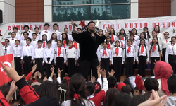 Kipaş Eğitim Kurumlarında Cumhuriyet Coşkusu! Ahmet Özhan Güven Konser Verdi