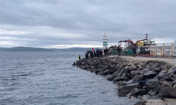 Çanakkale Kordon'da Denizde Erkek Cesedi Bulundu
